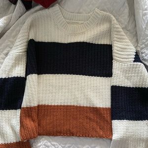 Small cropped sweater never worn
